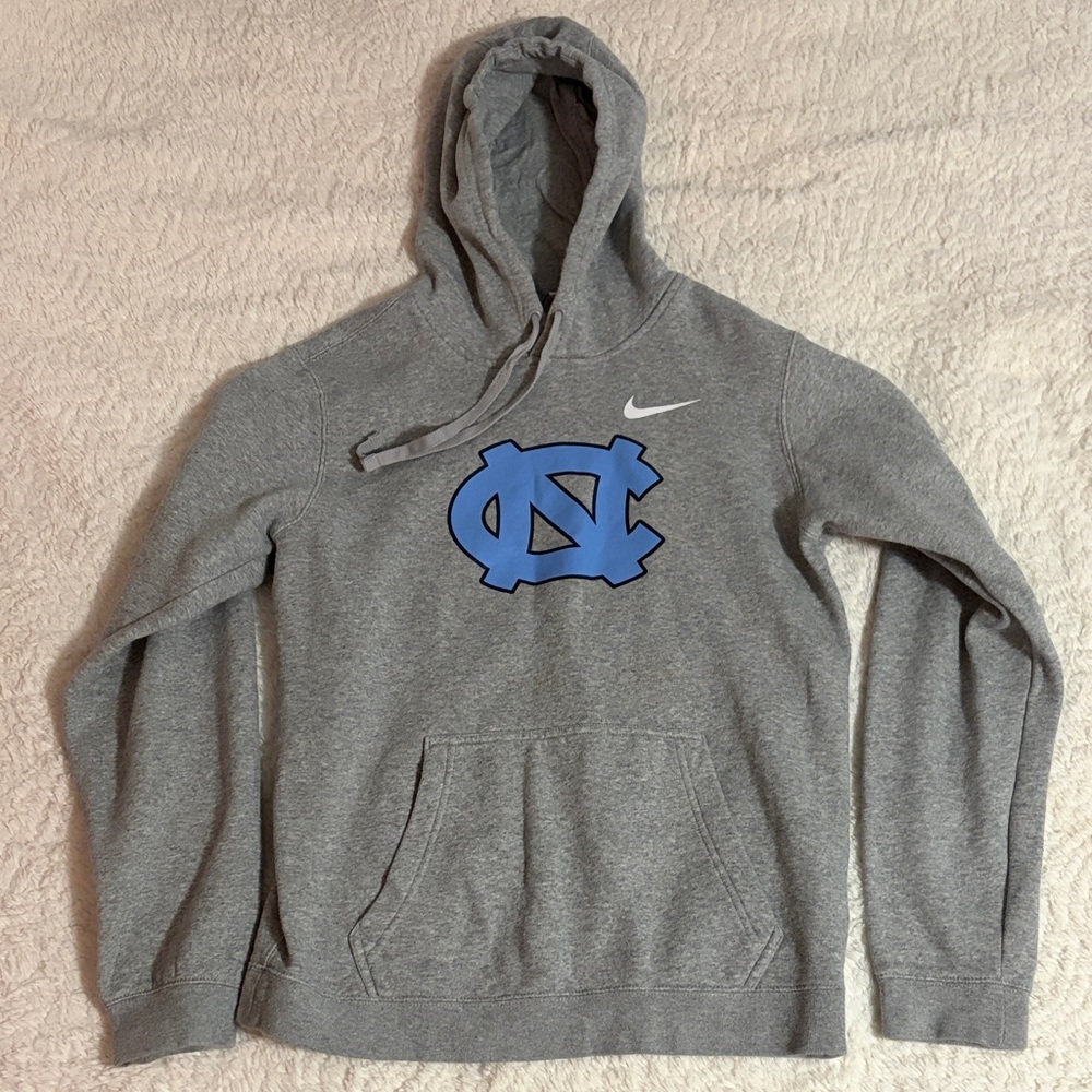 Nike Heather Gray Hoodie with Light Blue Emblem of North Carolina